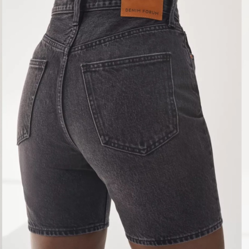 NWT Aritzia Denim Forum The Joni Loose short